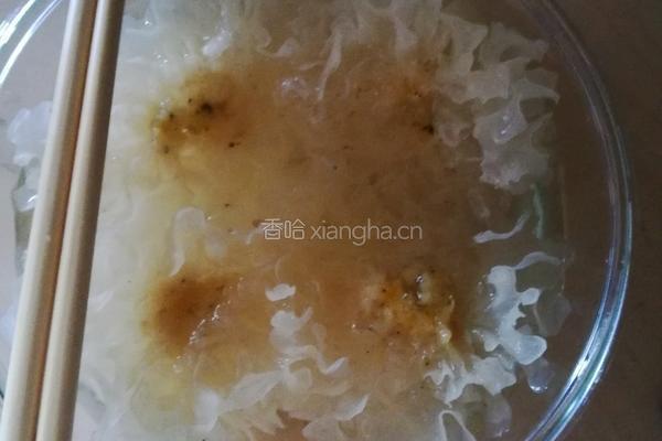 银耳汤的做法图解1