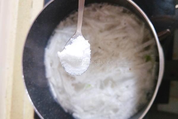 白萝卜拌汤的做法图解9