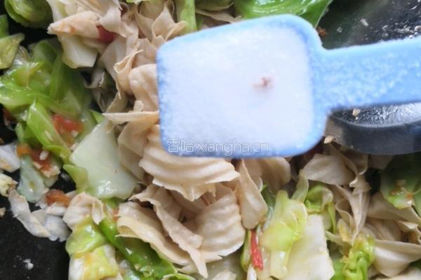 包菜炒豆皮的做法图解10
