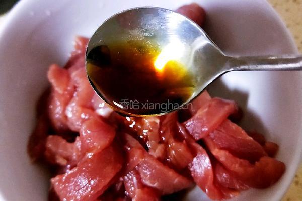 芹菜炒肉丝的做法图解4