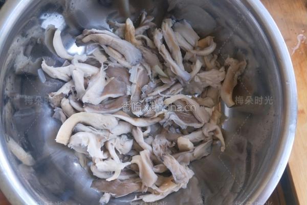 干炸蘑菇的做法图解4
