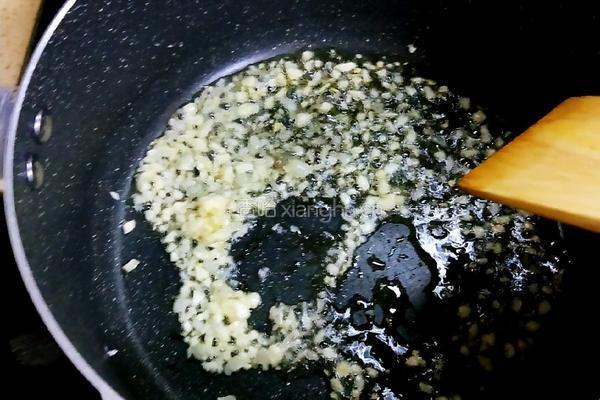 金针菇炒韭菜的做法图解13