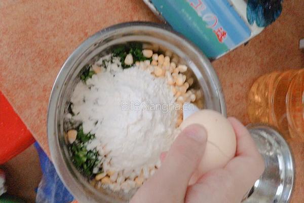 菲菜玉米饼的做法图解4