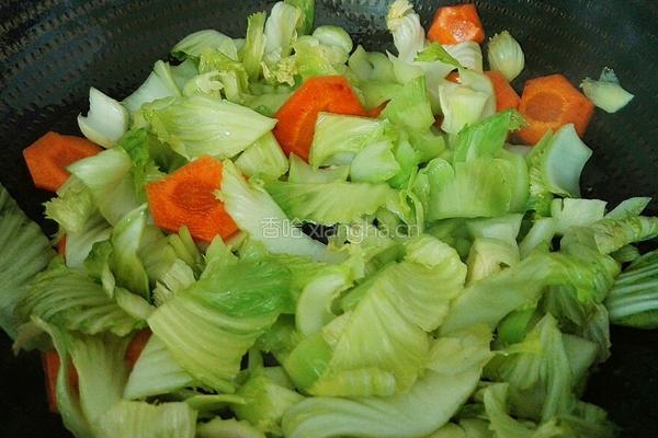 胡萝卜炒芥菜的做法图解7