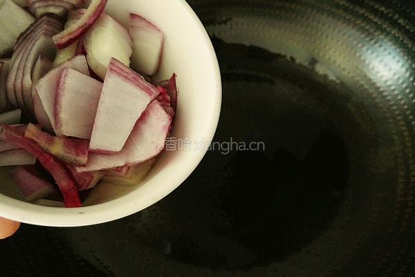 洋葱炒生菜的做法图解4