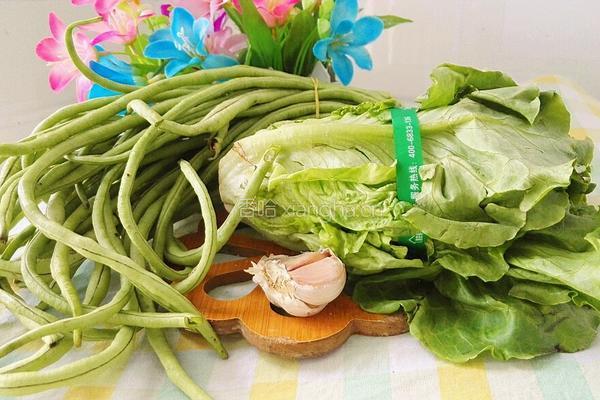 豆角炒生菜的做法图解1