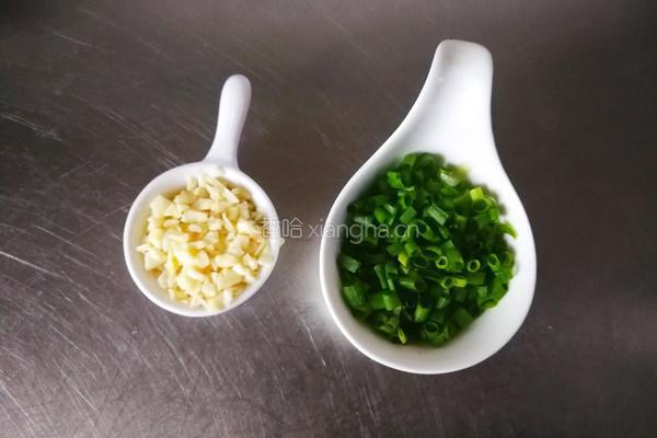 脆香口可的蒜香土司条的做法图解3