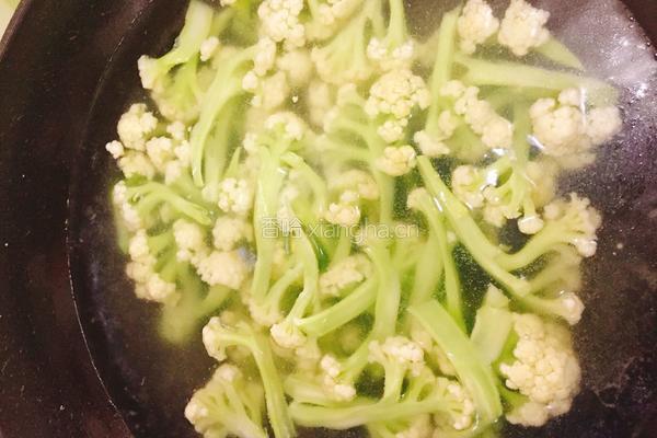 茄汁花菜的做法图解3