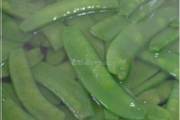 荷兰豆炒山药的做法图解2