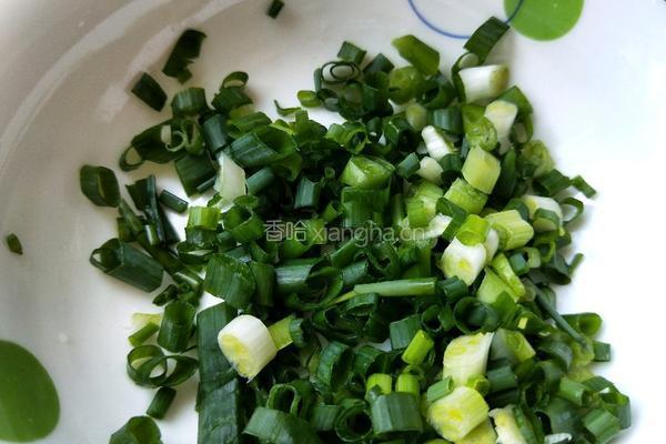 虾滑莼菜汤的做法图解3