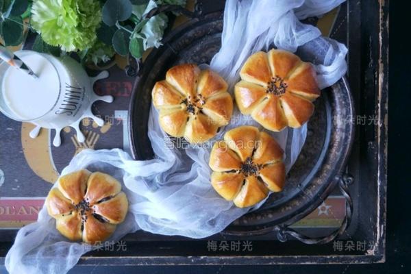 花朵豆沙面包的做法图解17