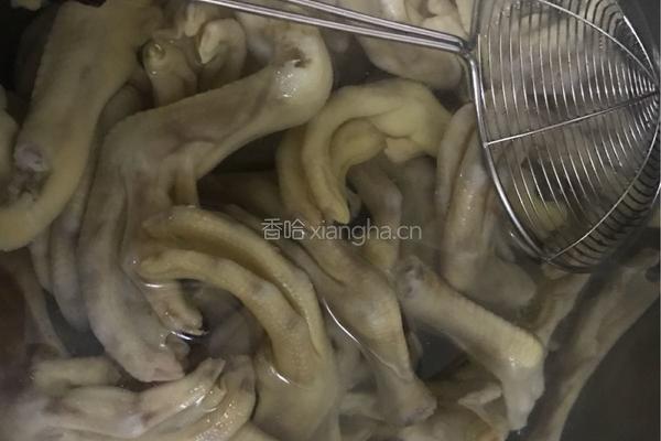 秘制家常泡鸭爪的做法图解2