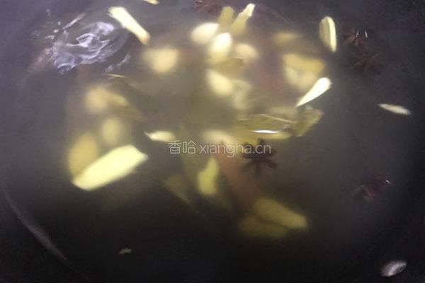 秘制家常泡鸭爪的做法图解3