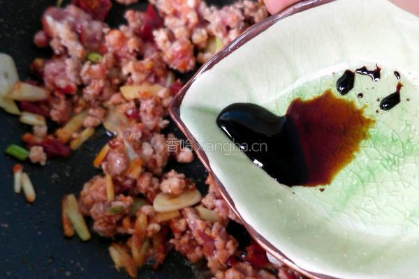 干煸豆角的做法图解9