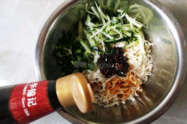 紫苏酱拌面的做法图解6