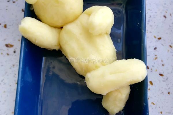土豆泥泡澡熊 玫瑰牛奶浴的做法图解5