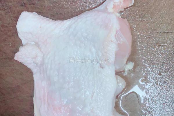 葱油无骨鸡腿肉的做法图解2