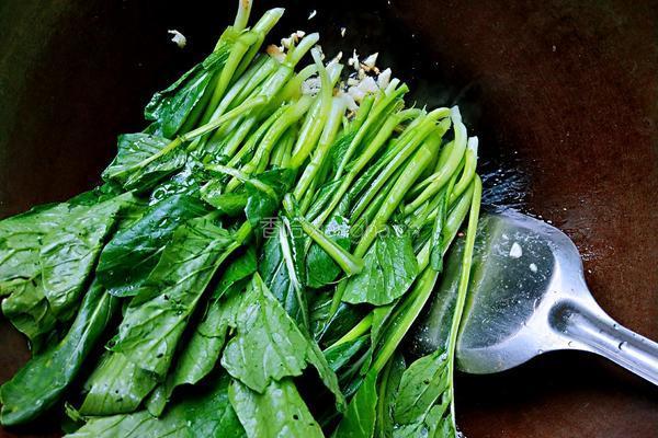 清炒菜心的做法图解5