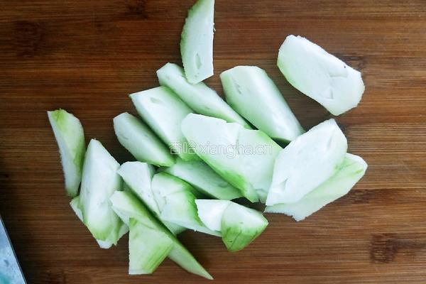 鸡汤丝瓜的做法图解10