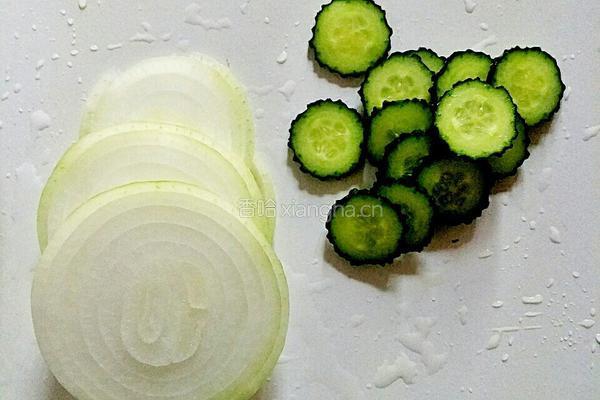 夏季清凉开胃桌边菜的做法图解2