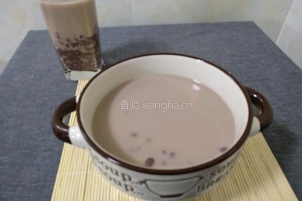 红豆奶茶(简单版)的做法图解6