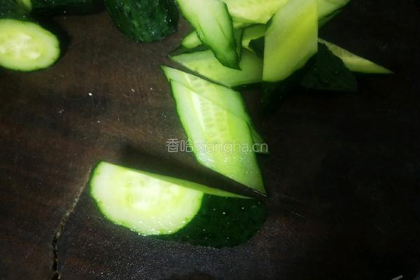 黄瓜拌腐竹的做法图解8