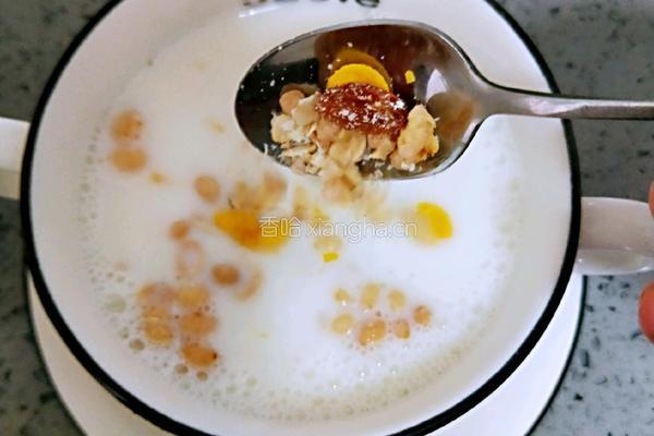 牛奶水果麦片的做法图解7