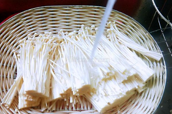 蒜香金针菇的做法图解3