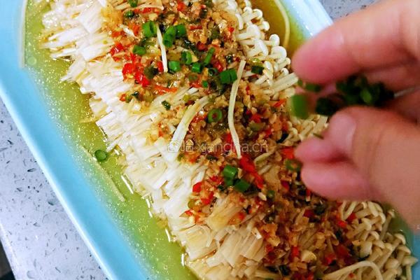 蒜香金针菇的做法图解28