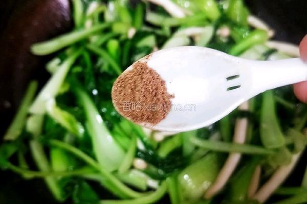 白玉菇炒青菜的做法图解9