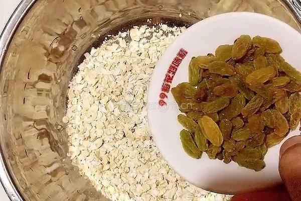 燕麦香蕉饼的做法图解3