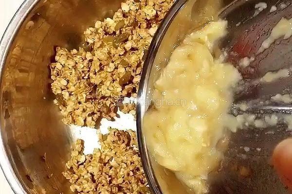 燕麦香蕉饼的做法图解7