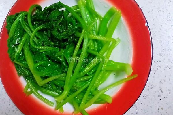 白灼茼蒿的做法图解3
