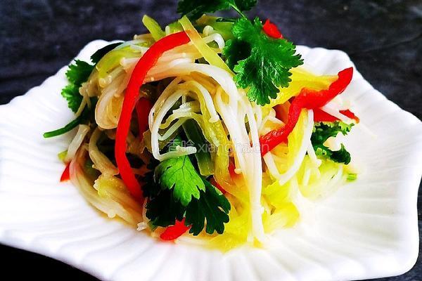 金针菇拌莴笋的做法图解7