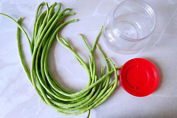 泡豆角的做法图解1