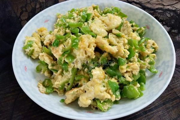 青椒炒鸡蛋的做法图解7