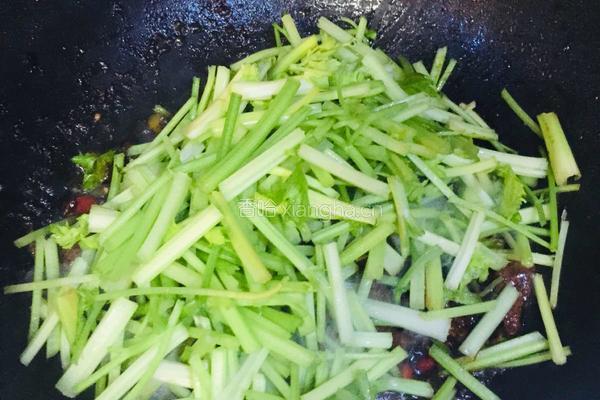 香芹爆炒猪肝的做法图解7
