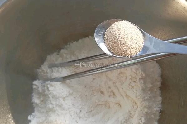奶酪豆沙饼的做法图解1