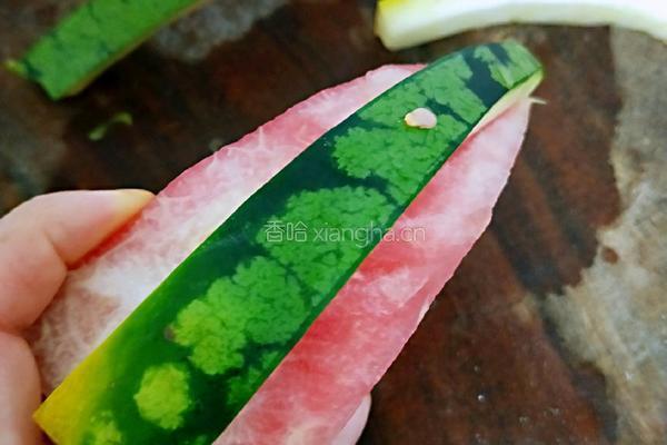 西瓜果盘的做法图解8