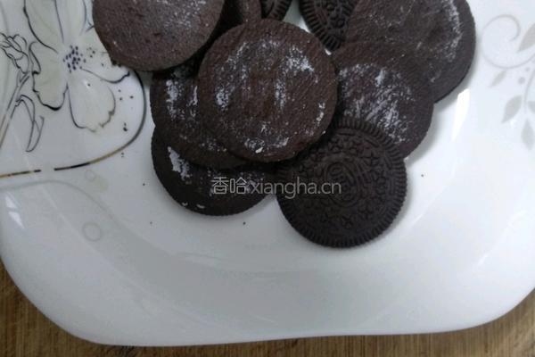 奥利奥水果酸奶杯的做法图解1