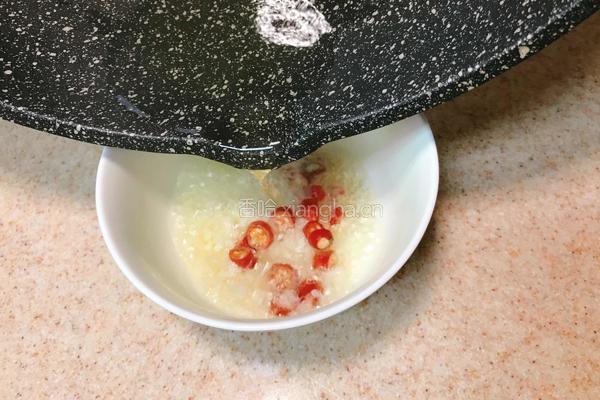 木耳拌花菜的做法图解10