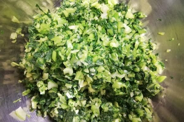 青菜香菇包子的做法图解2