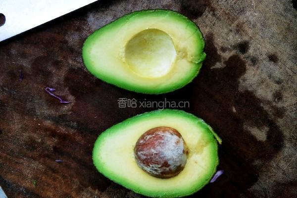 牛油果沙拉的做法图解7