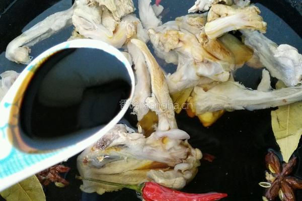 香辣鸭锁骨的做法图解4