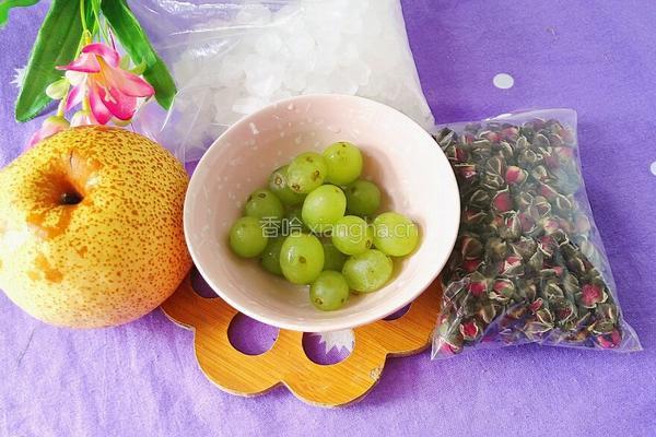 葡萄梨玫瑰花茶的做法图解1