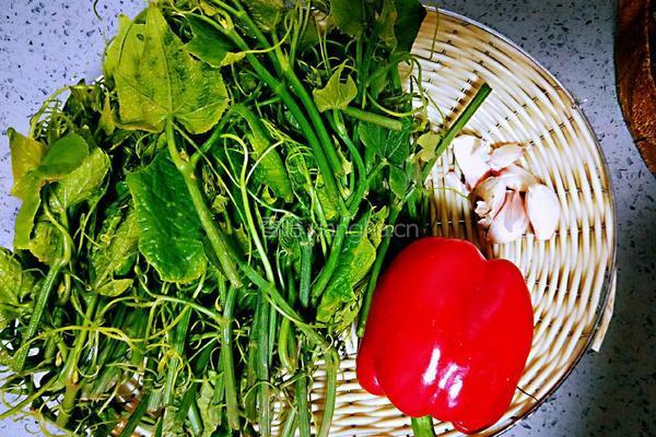 清炒龙须菜的做法图解1