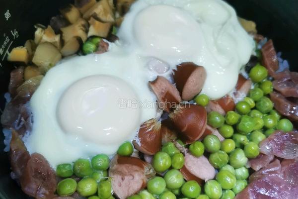电饭锅腊肉饭的做法图解4