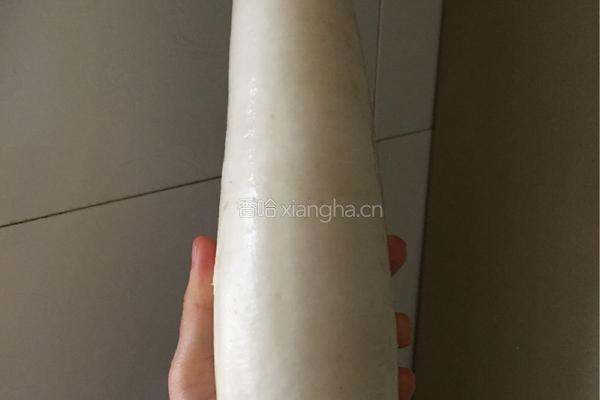 酸辣爽口萝卜的做法图解1