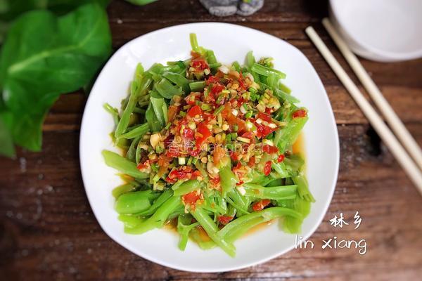 辣椒酱拌空心菜梗（减肥版）