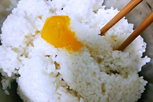 彩椒炒饭的做法图解2